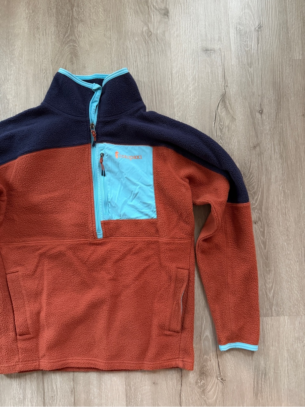 Cotopaxi Two-Tone Fleece Pullover Sweater - Rust & Navy Small Unisex